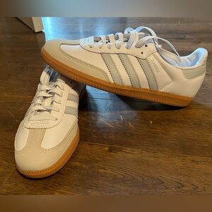 Adidas sambas, size 8.5